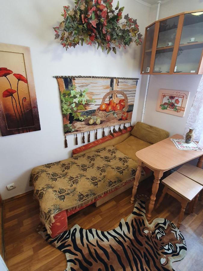 House Hotel Apartments 2 Rivne Extérieur photo