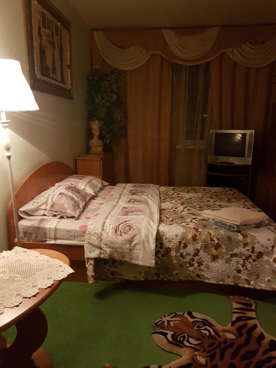 House Hotel Apartments 2 Rivne Extérieur photo